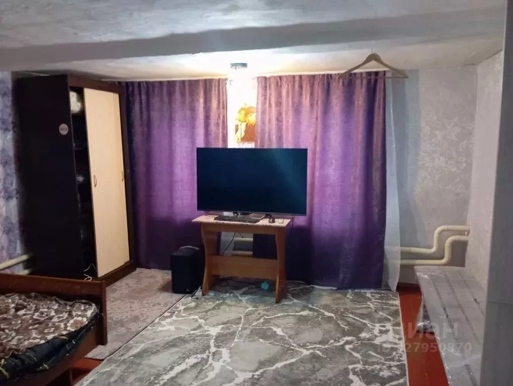 Дом в Алтайский край, Бийск городской округ, пос. Нагорный пер. ... - Фото 1