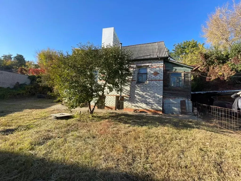 Дом в Саратовская область, Саратов Октябрьский мкр,  (96 м) - Фото 1