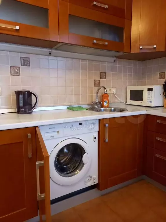 1-к. квартира, 50 м, 8/9 эт. - Фото 1