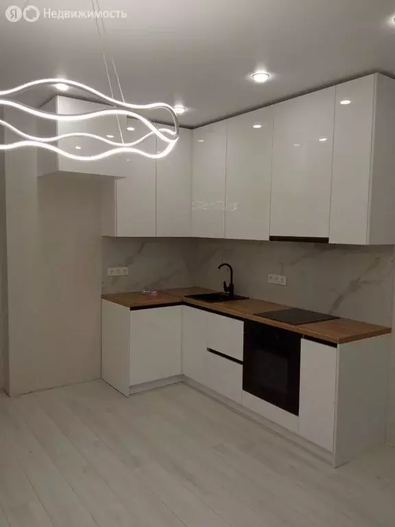 3-комнатная квартира: село Засечное, микрорайон Город Спутник, жилой ... - Фото 1