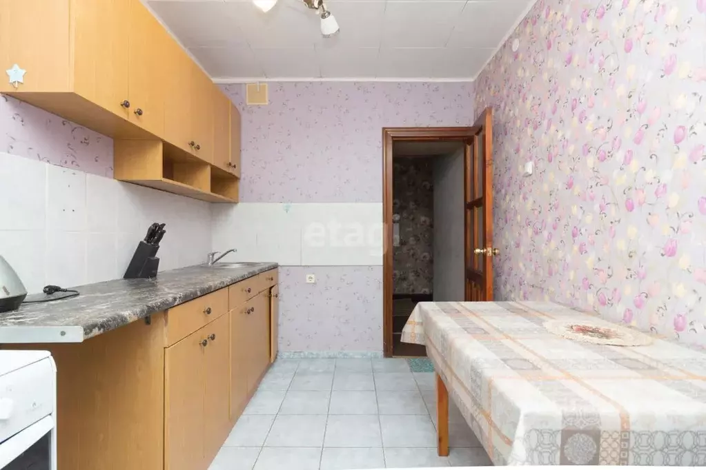 3-к кв. Тюменская область, Тюмень ул. Домостроителей, 6а (67.7 м) - Фото 1