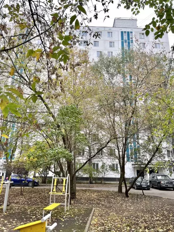 3-к кв. Москва ул. Исаковского, 28К1 (63.0 м) - Фото 0