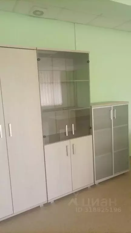 Помещение свободного назначения в Саха (Якутия), Нерюнгри ул. ... - Фото 0