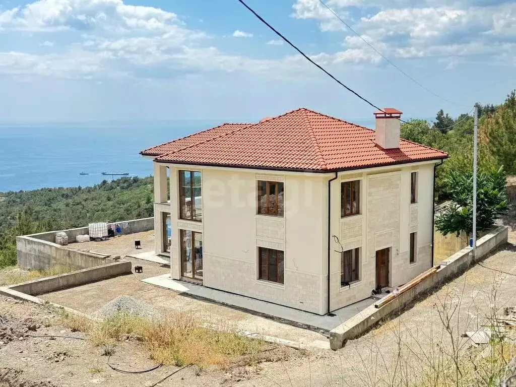 Дом в Крым, Ялта муниципальный округ, с. Оползневое 53 (237 м) - Фото 1