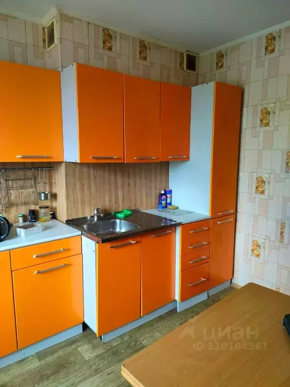 2-к кв. Ленинградская область, Кингисепп ул. Жукова, 20 (74.7 м) - Фото 0