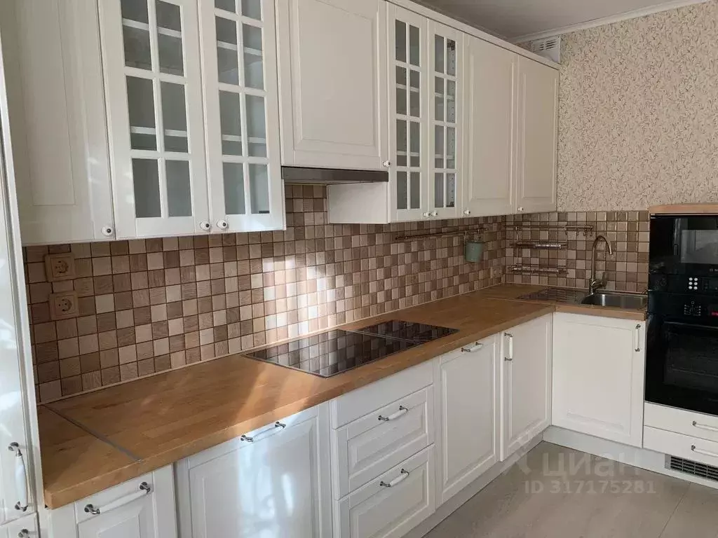 3-к кв. Санкт-Петербург Богатырский просп., 60к3 (90.0 м) - Фото 0