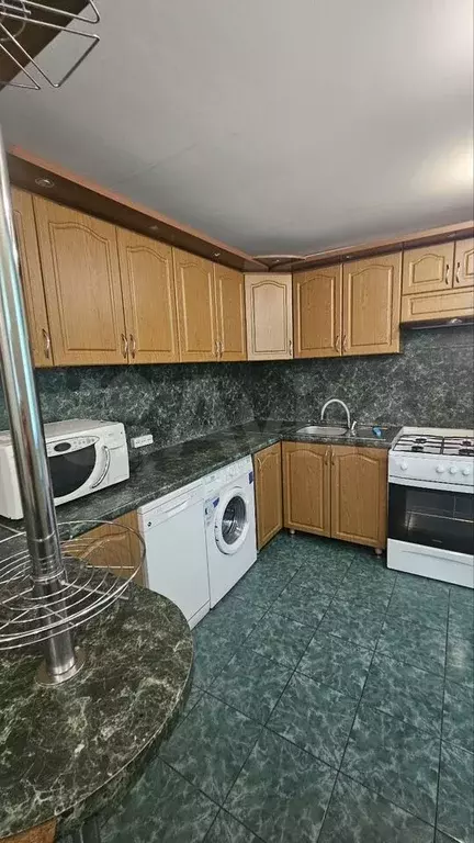 4-к. квартира, 95 м, 1/5 эт. - Фото 0