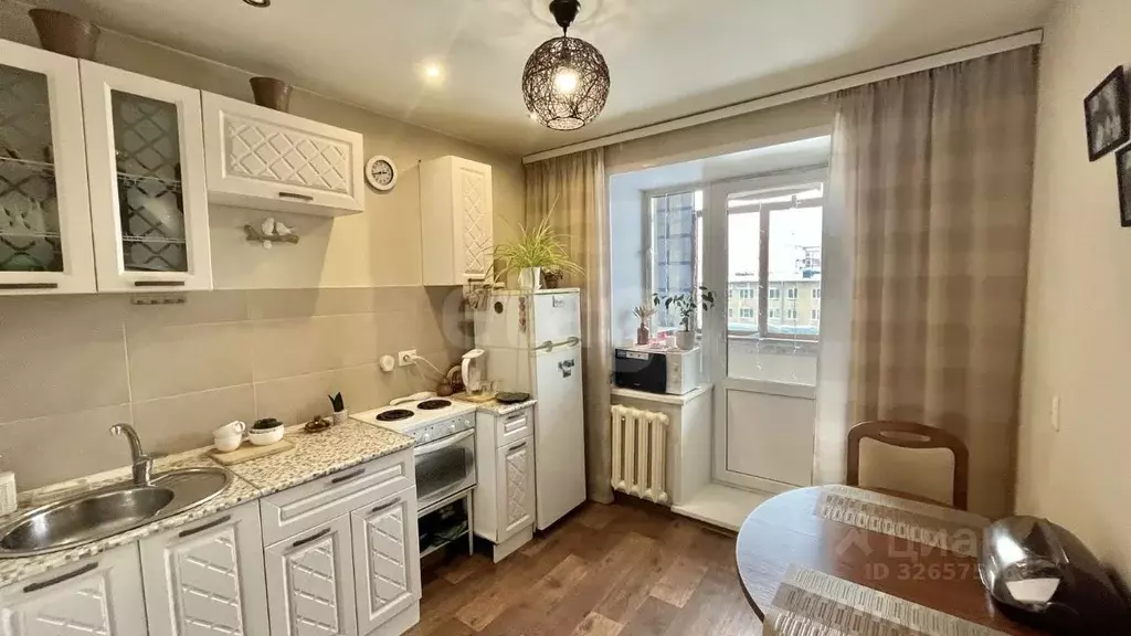 2-к кв. Кемеровская область, Кемерово ул. Патриотов, 32 (51.1 м) - Фото 1