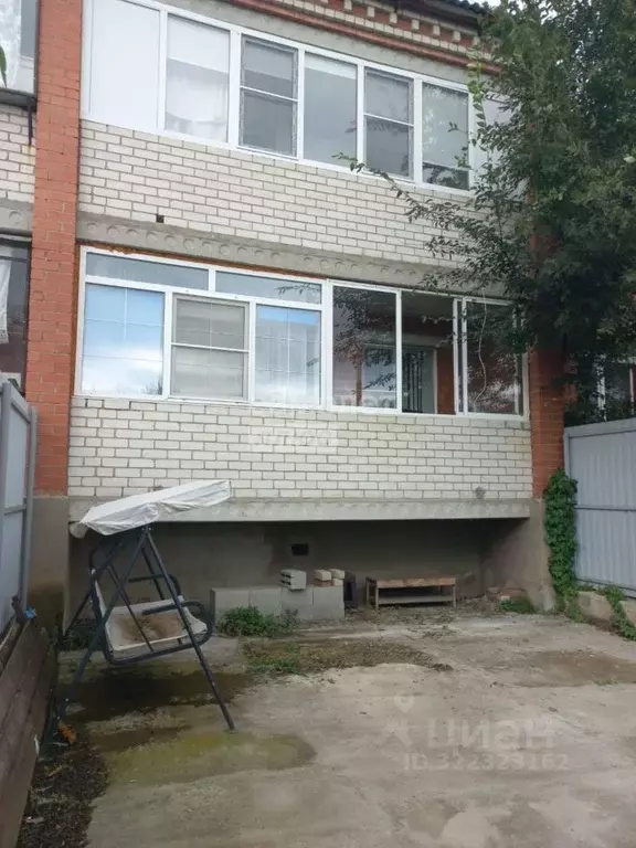 3-к кв. Челябинская область, с. Кизильское ул. Советская, 128Б (60.0 ... - Фото 0