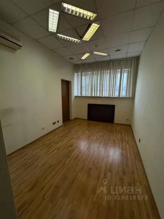 Офис в Москва 1-я Брестская ул., 35 (12 м) - Фото 0