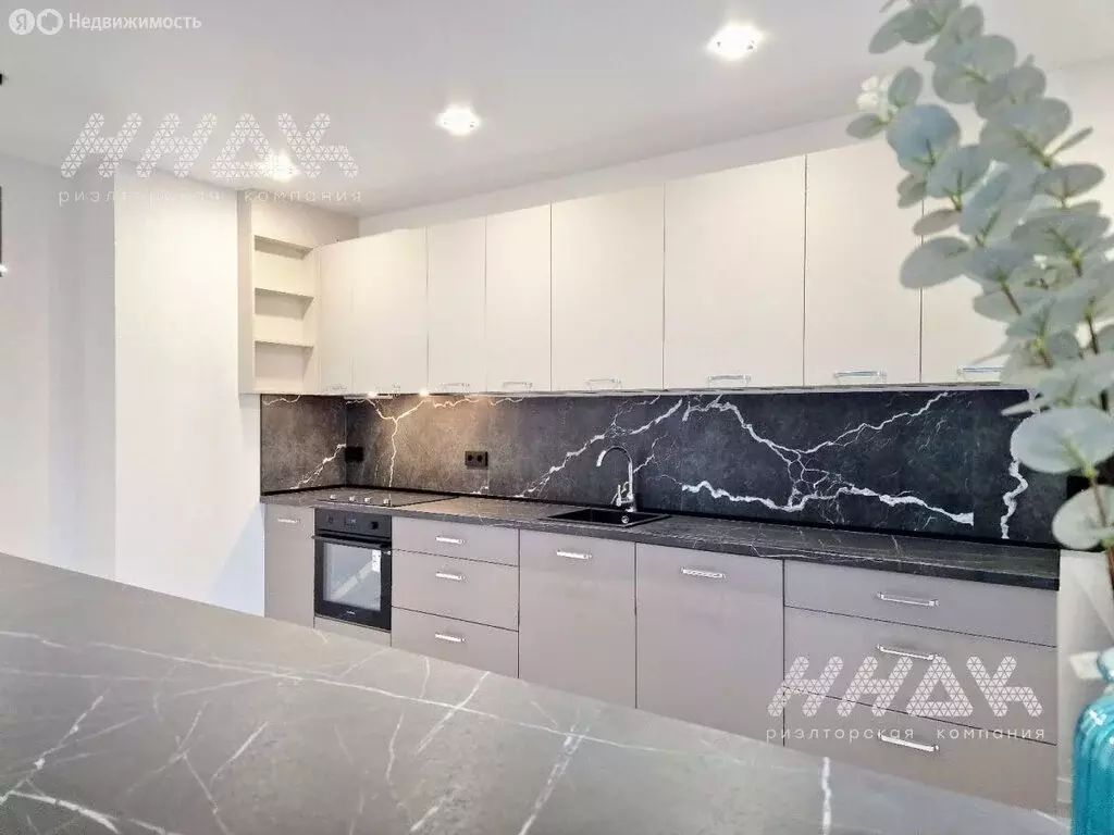 2-комнатная квартира: Нижний Новгород, 2-я Оранжерейная улица, 2к1 ... - Фото 1