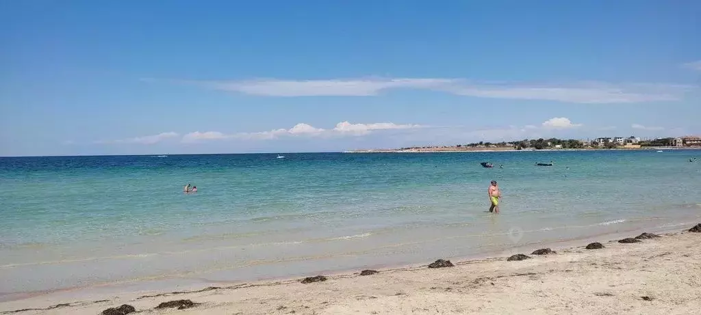 Студия Крым, Черноморское пгт ул. Сигнальная, 2Б (39.0 м) - Фото 1