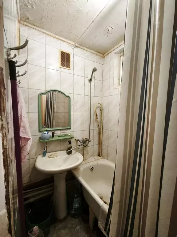 Продаётся 3-к квартира, 56.8 м - Фото 1