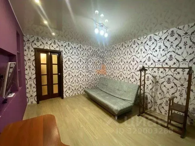 2-к кв. Кировская область, Киров с. Макарье, ул. Школьная, 2А (40.0 м) - Фото 1