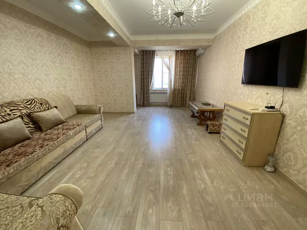 2-к кв. Дагестан, Махачкала ул. Кородинская (79.0 м) - Фото 1