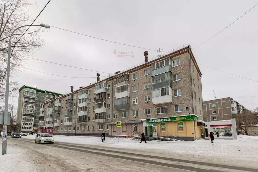 2-к кв. Свердловская область, Екатеринбург ул. Белоярская, 19 (40.5 м) - Фото 1