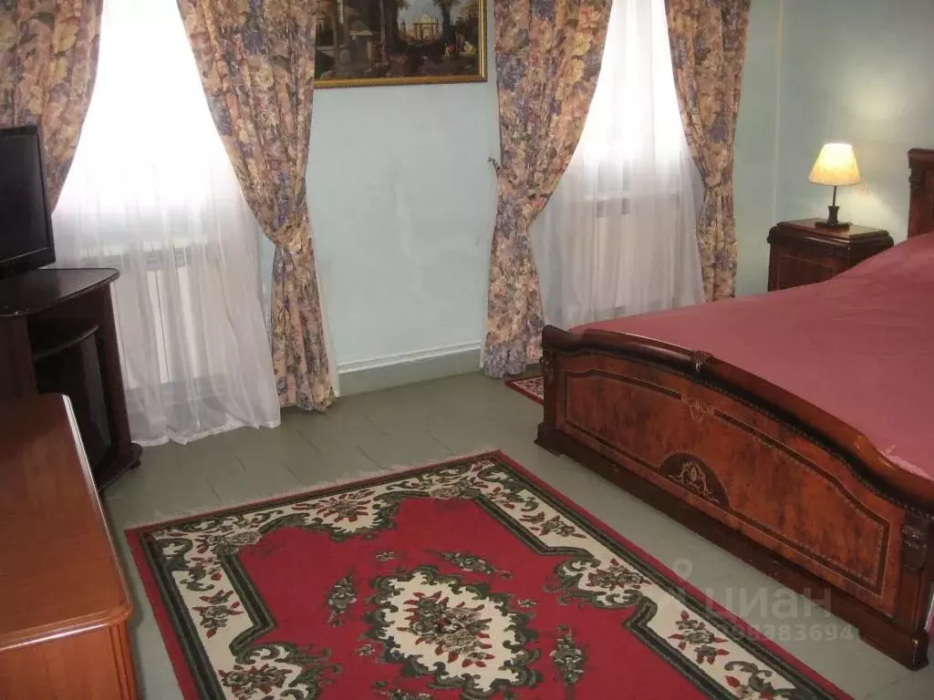 Комната Татарстан, Казань Кремлевская ул., 15 (10.0 м) - Фото 1