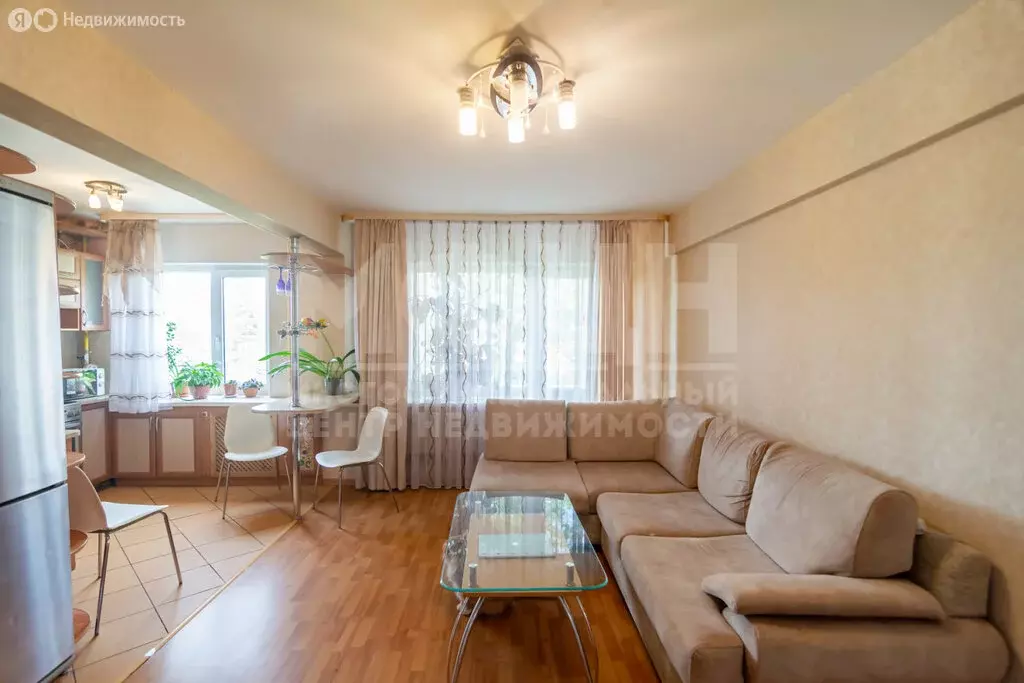 3-комнатная квартира: Петрозаводск, Московская улица, 3 (59.8 м) - Фото 0