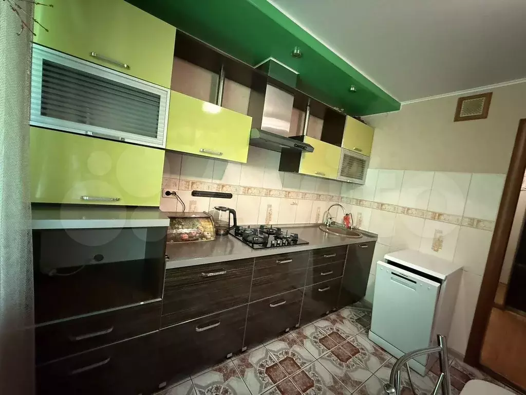 3-к. квартира, 65 м, 6/9 эт. - Фото 1