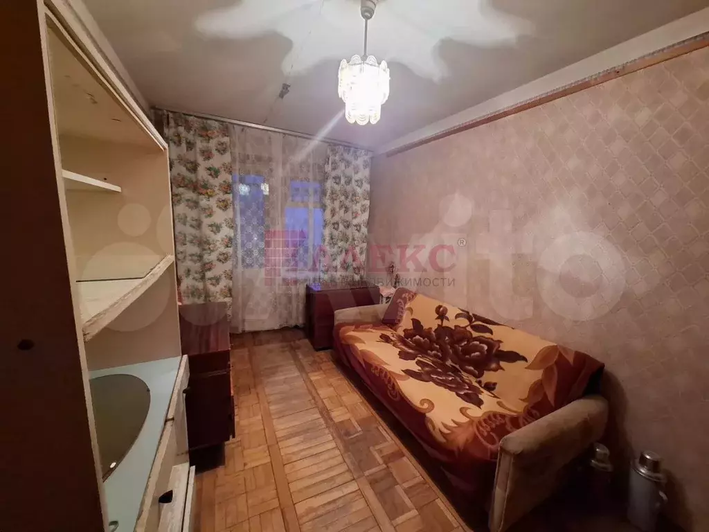 Комната 12 м в 3-к., 4/9 эт. - Фото 1