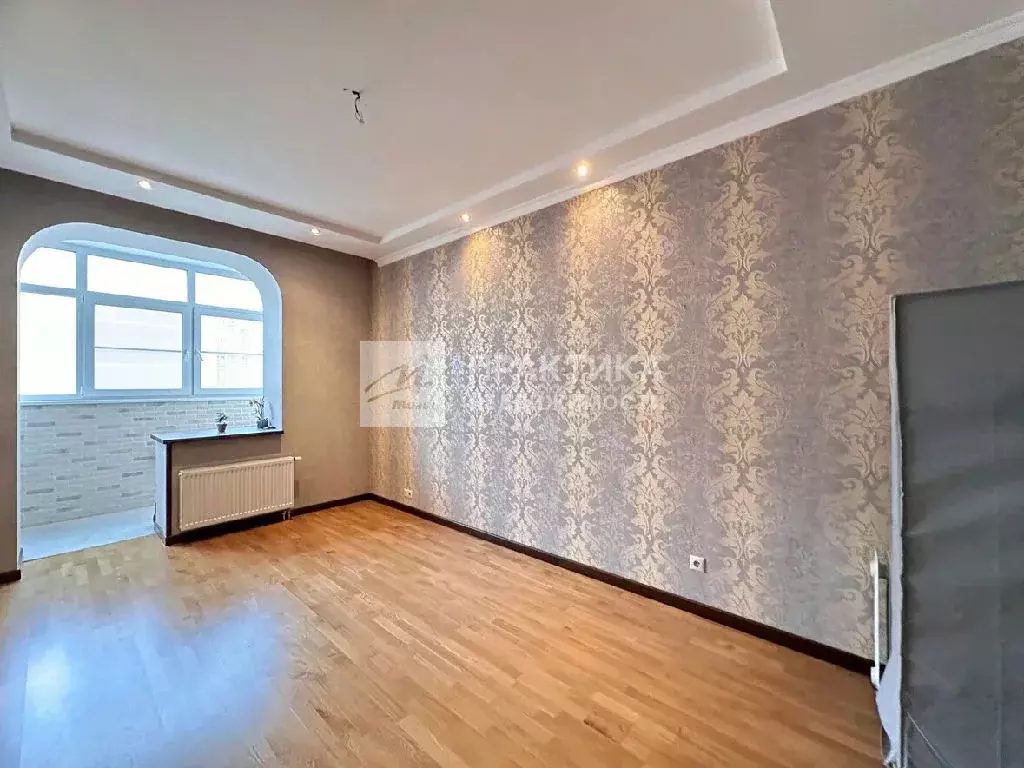 Продается 3-комнатная квартира - Фото 2