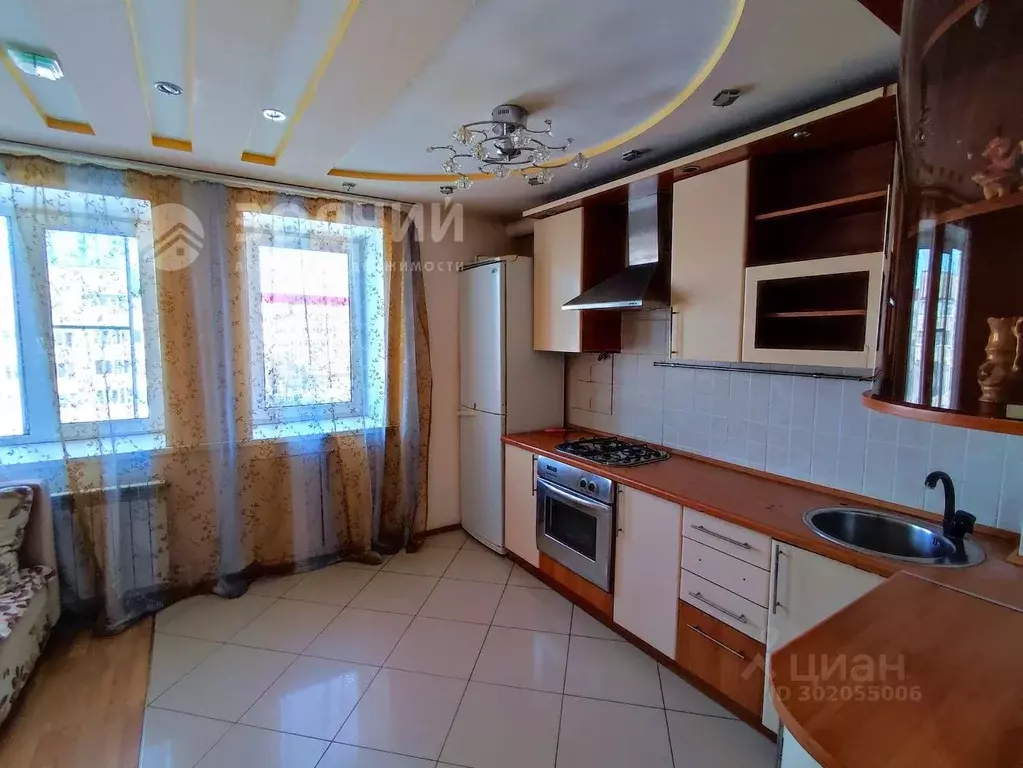 3-к кв. Чувашия, Канаш ул. Машиностроителей, 27 (61.4 м) - Фото 0