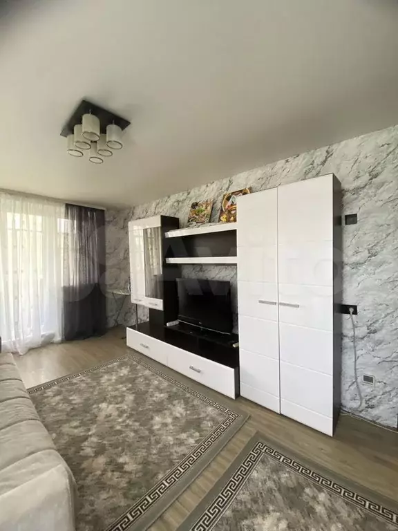1-к. квартира, 40 м, 4/5 эт. - Фото 1