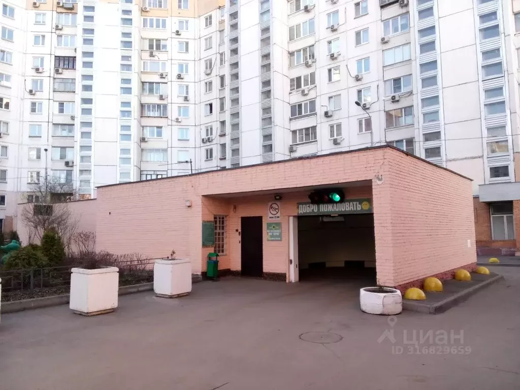 Гараж в Москва Привольная ул., 61К1 (13 м) - Фото 1