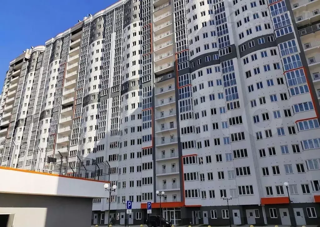 1-к. квартира, 43 м, 10/20 эт. - Фото 1