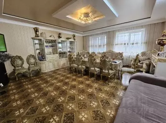 Дом в Ростовская область, Батайск Солнечная ул., 8 (185 м) - Фото 0