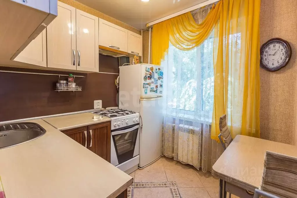 3-к кв. Амурская область, Благовещенск ул. Чайковского, 20/2 (57.1 м) - Фото 1