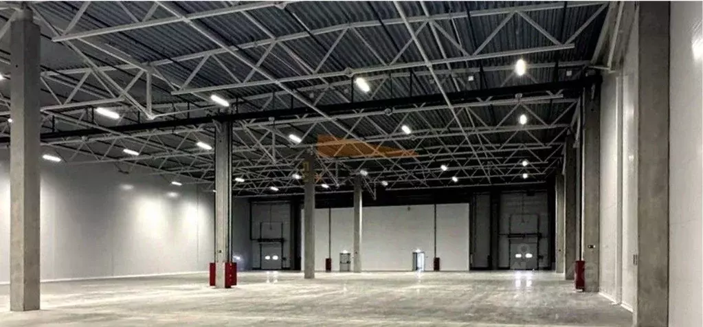 Производственное помещение в Москва № 28 кв-л,  (3180 м) - Фото 1