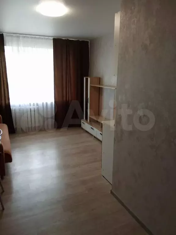Комната 17,5 м в 3-к., 4/5 эт. - Фото 1