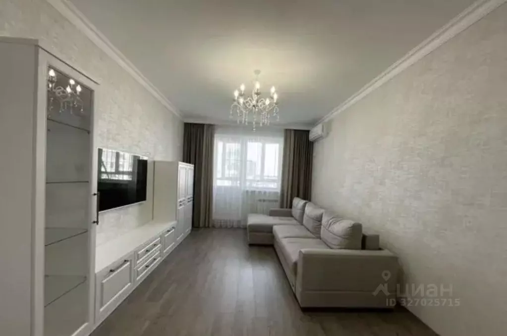 3-к кв. Белгородская область, Старый Оскол Степной мкр, 18 (85.0 м) - Фото 1