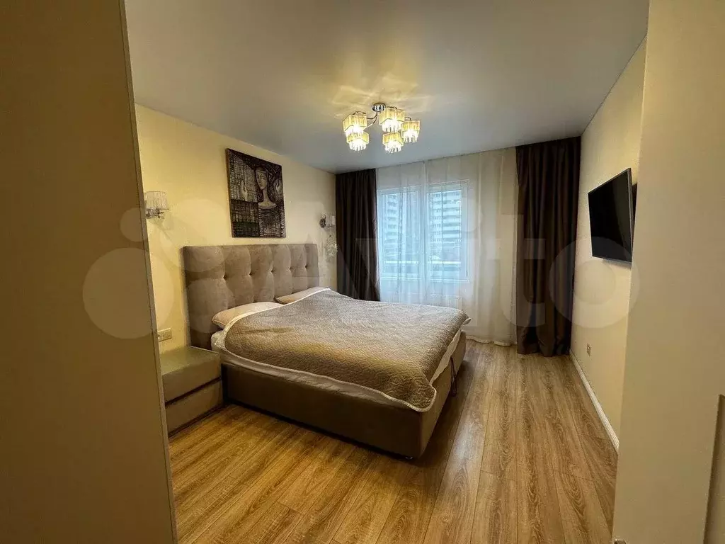 2-к. квартира, 60,5 м, 2/25 эт. - Фото 1