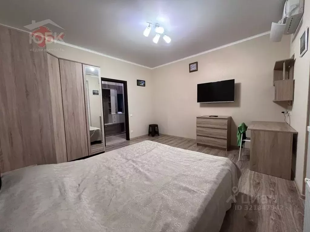 1-к кв. Крым, Евпатория просп. Победы, 89 (60.0 м) - Фото 1
