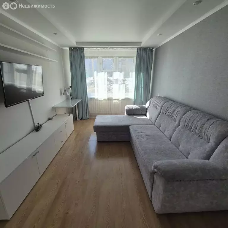 2-комнатная квартира: Киров, Чистопрудненская улица, 1к3 (49.6 м) - Фото 1