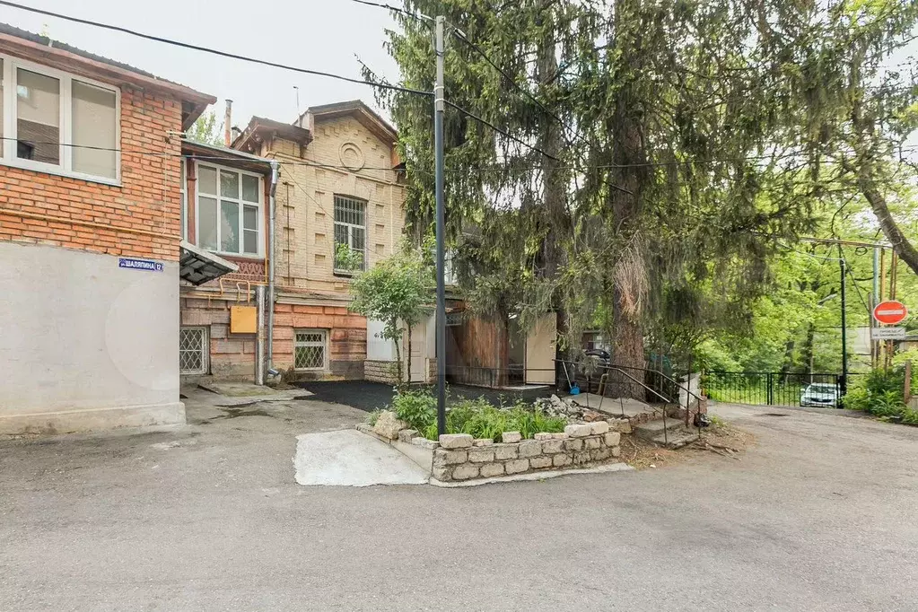 Комната 25 м в 2-к., 1/2 эт. - Фото 0