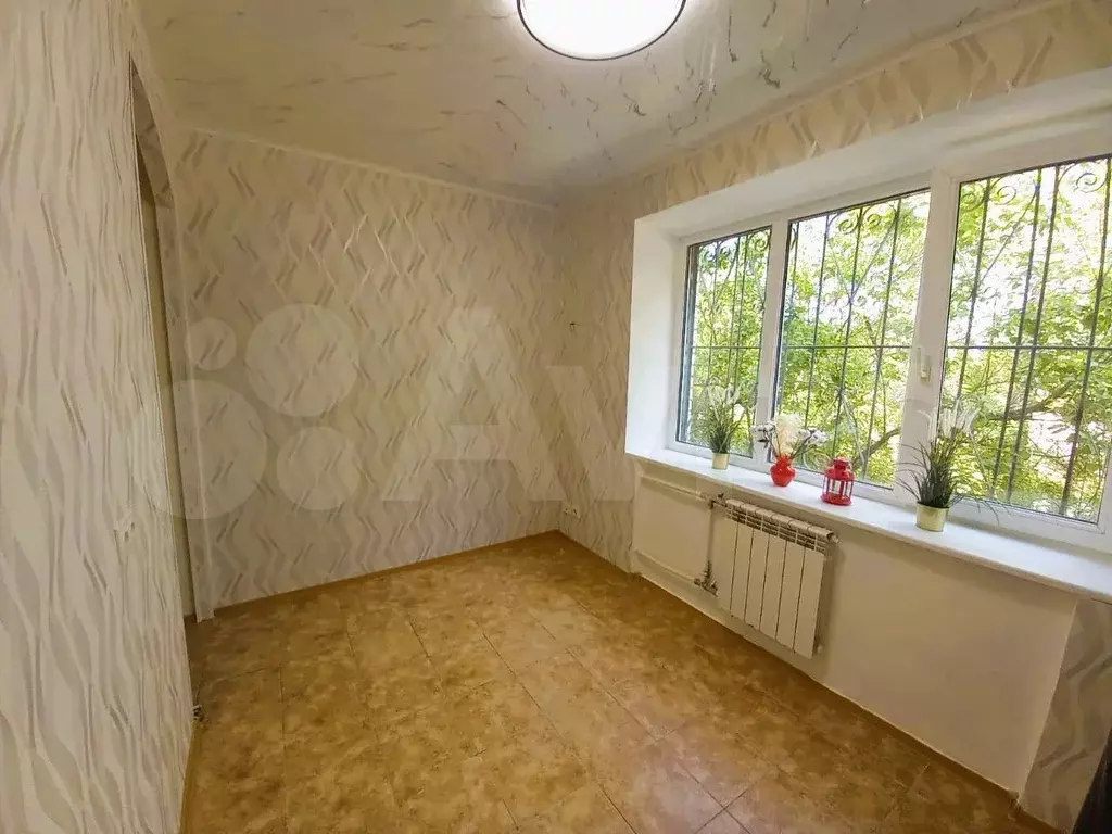 1-к. квартира, 38 м, 1/5 эт. - Фото 1