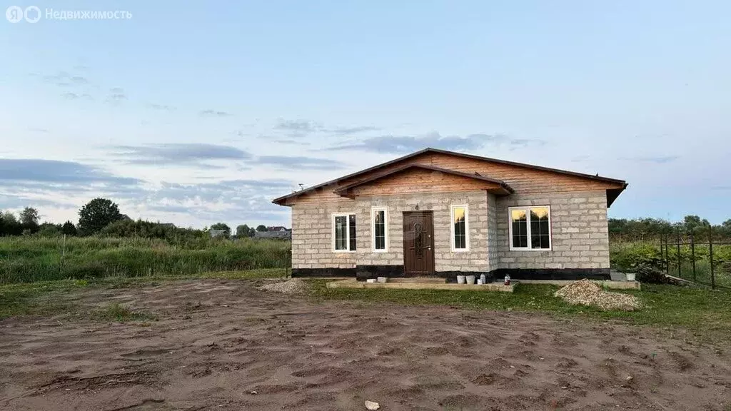 Дом в Тверская область, Калининский муниципальный округ, деревня ... - Фото 0