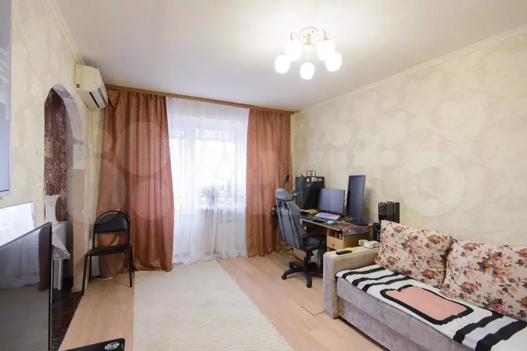 2-к. квартира, 49 м, 5/5 эт. - Фото 0