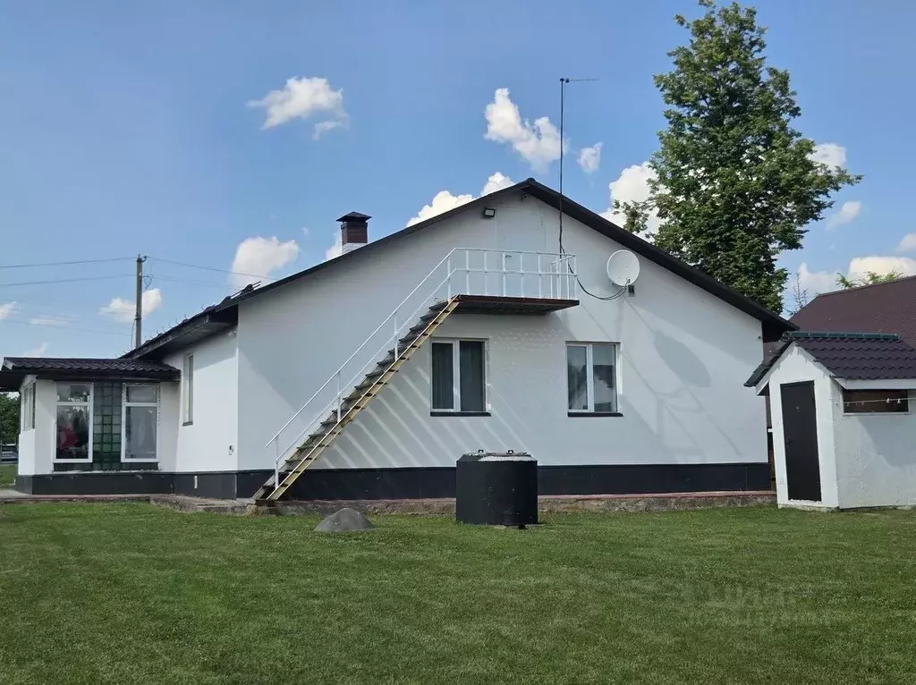 Дом в Тверская область, Калязинский муниципальный округ, д. Большое ... - Фото 1
