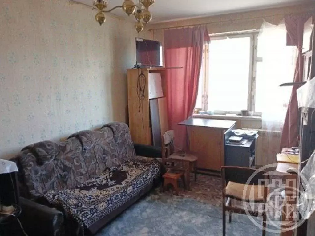 3-к кв. Ленинградская область, Отрадное Кировский район, Лесная ул., ... - Фото 1