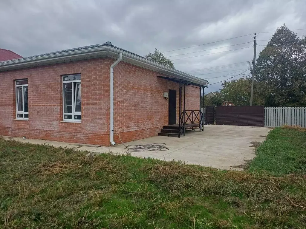 Дом в Краснодарский край, Динской район, Пластуновское с/пос, ... - Фото 0