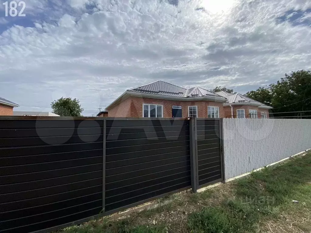 Дом в Краснодарский край, Усть-Лабинск  (87 м) - Фото 2