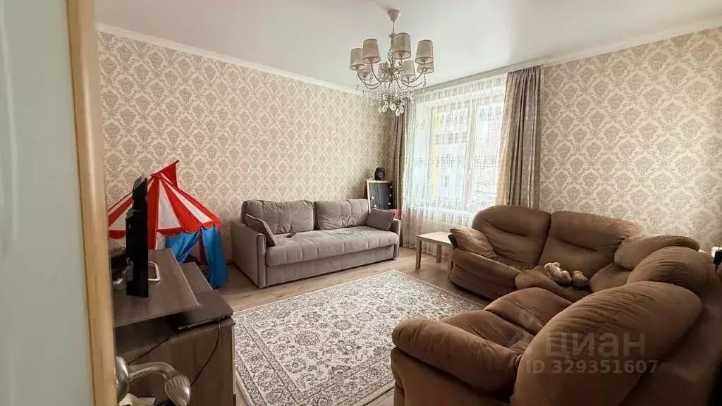 3-к кв. Московская область, Красногорск ул. Авангардная, 10 (67.4 м) - Фото 1