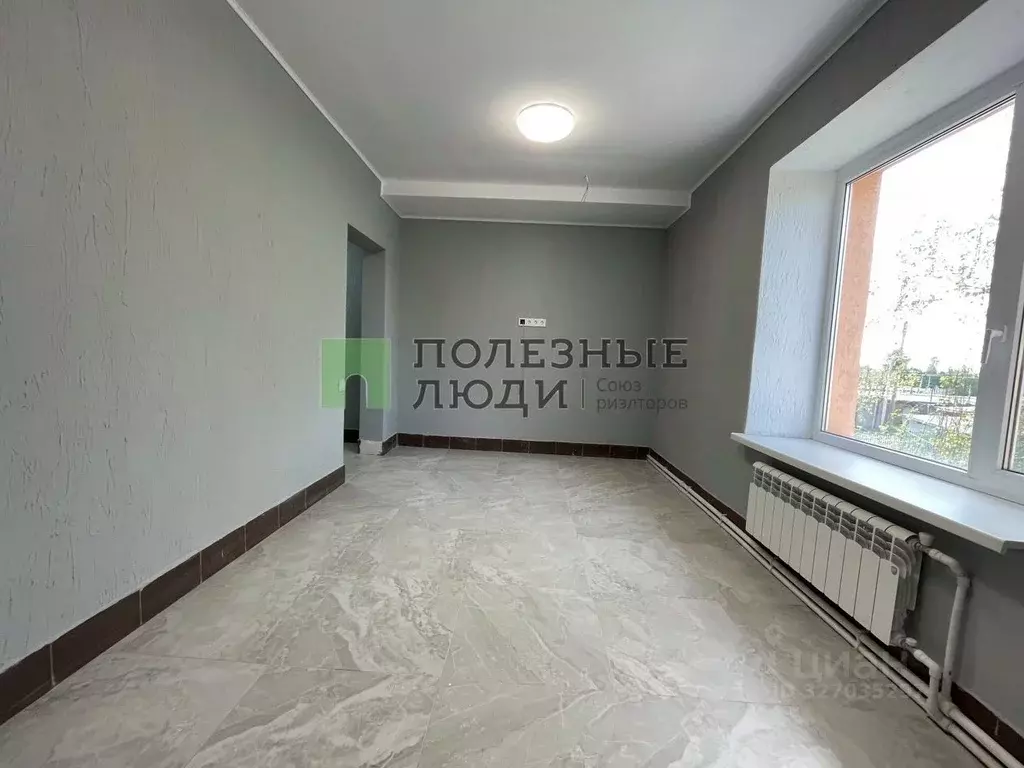 Комната Самарская область, Сызрань Базарная пл., 10 (17.0 м) - Фото 2