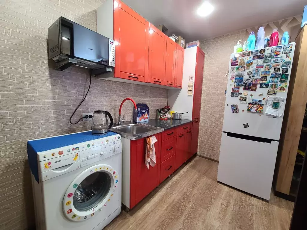 Комната Свердловская область, Екатеринбург ул. Шишимская, 22 (18.1 м) - Фото 0