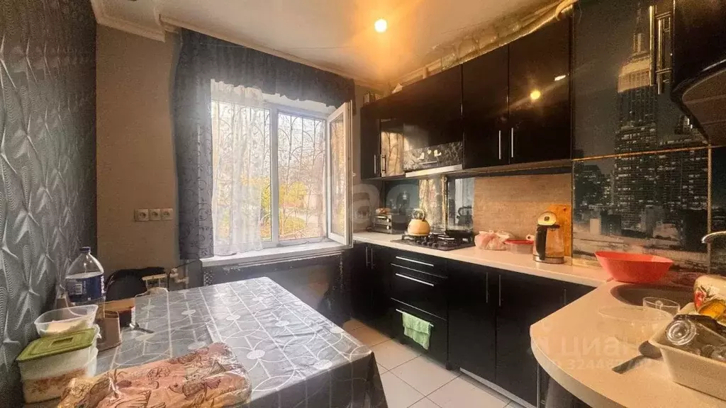 2-к кв. Крым, Симферополь ул. Баррикадная (49.0 м) - Фото 2