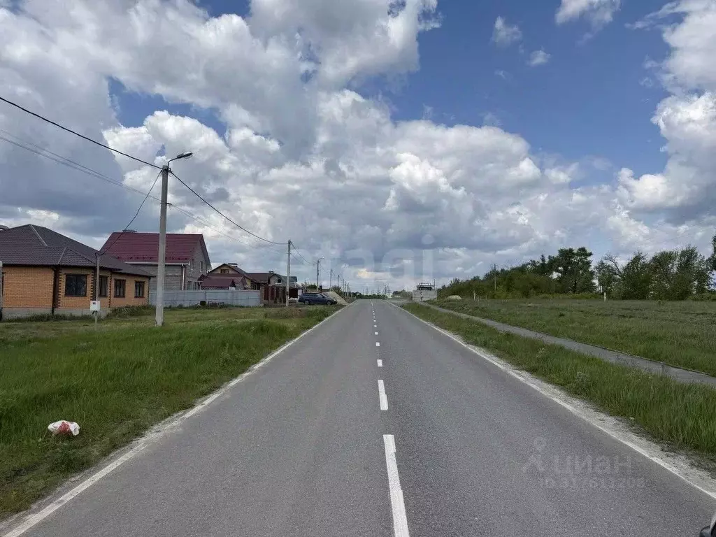 Дом в Белгородская область, Белгородский район, Пушкарское с/пос, с. ... - Фото 1